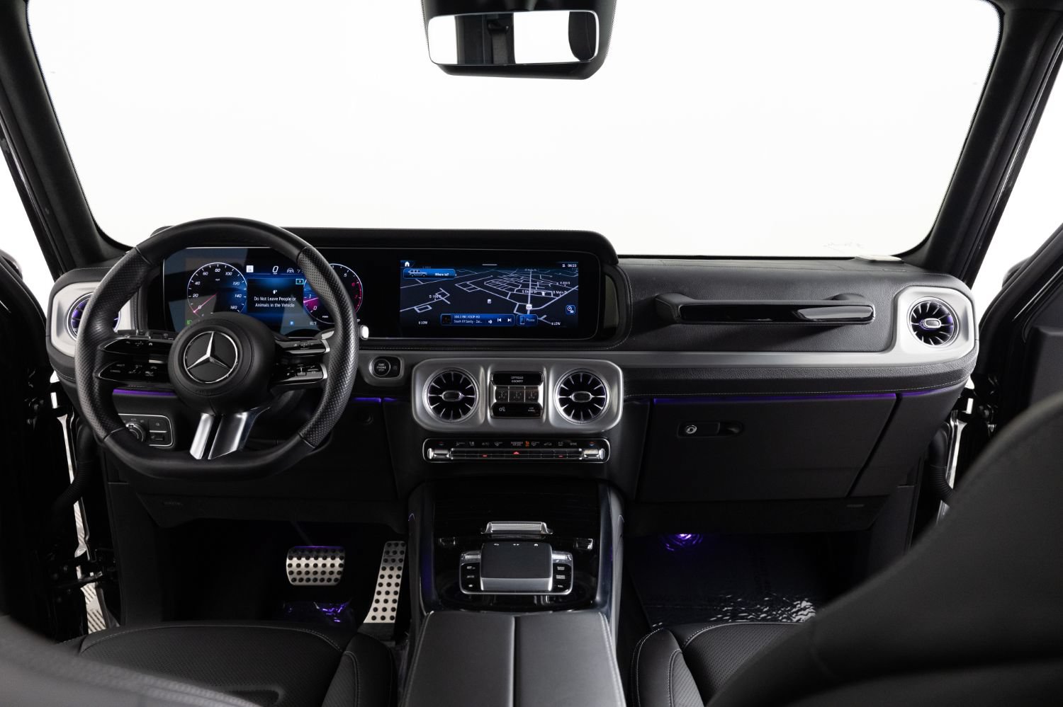 Used 2025 Mercedes-Benz G 550 w/ Exclusive Interior Package image 33