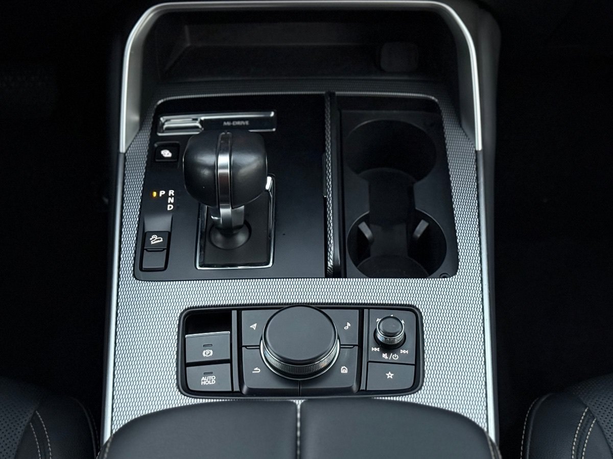 Used 2024 MAZDA CX-90 Plug-In Hybrid w/ Preferred AWD/4WD image 32