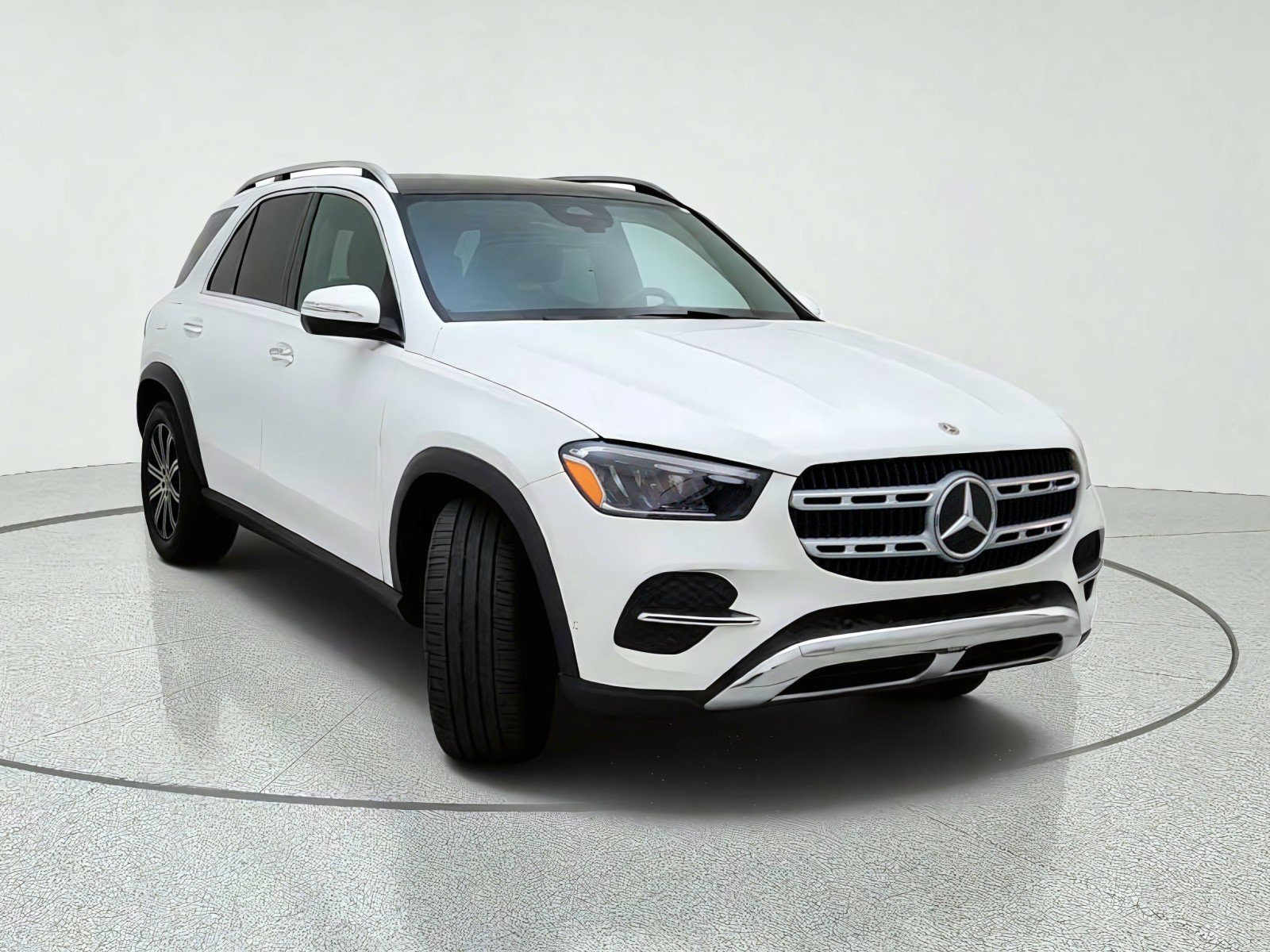 Certified 2024 Mercedes-Benz GLE 350 4MATIC image 4