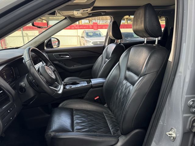 Used 2021 Nissan Rogue Platinum image 26