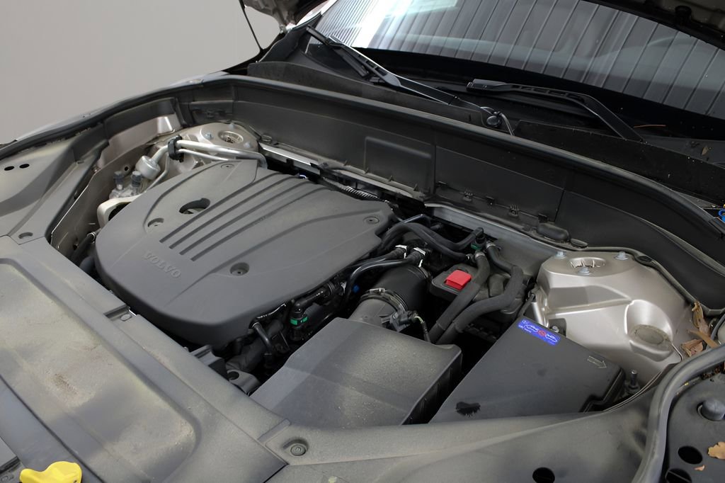 Used 2023 Volvo XC90 B5 Plus w/ Protection Package Premier image 44