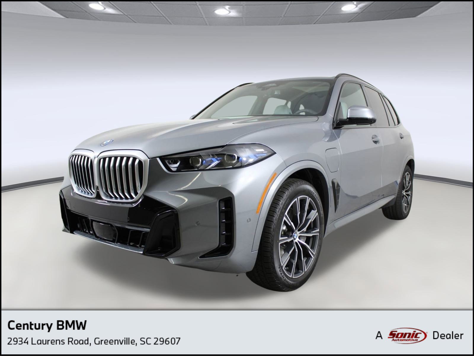 New 2026 BMW X5 xDrive50e w/ M Sport Package AWD/4WD image 1