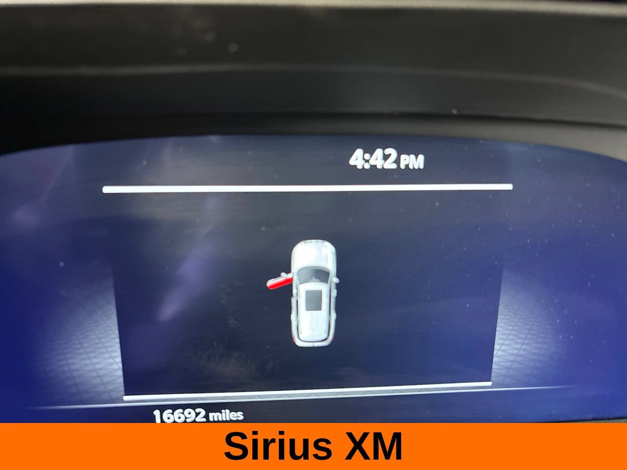 Used 2025 Nissan Pathfinder Platinum FWD image 17