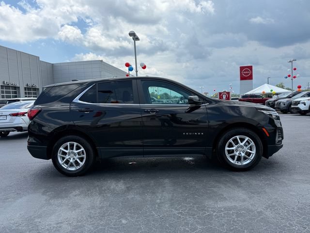 Used 2024 Chevrolet Equinox LT FWD image 2