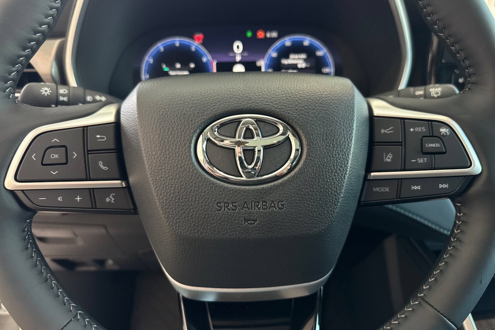 New 2026 Toyota Highlander Limited AWD/4WD image 28