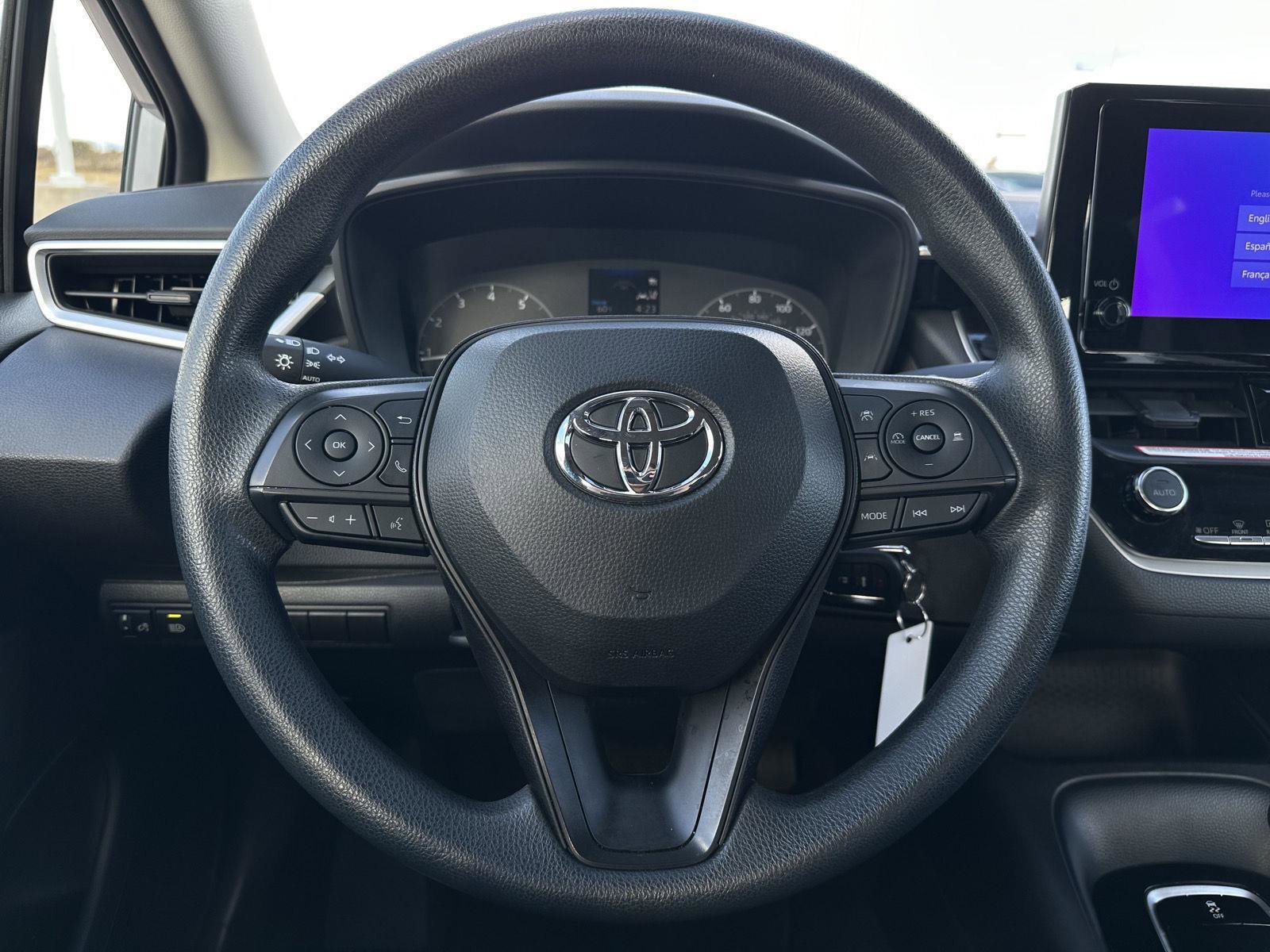 Used 2023 Toyota Corolla LE image 25