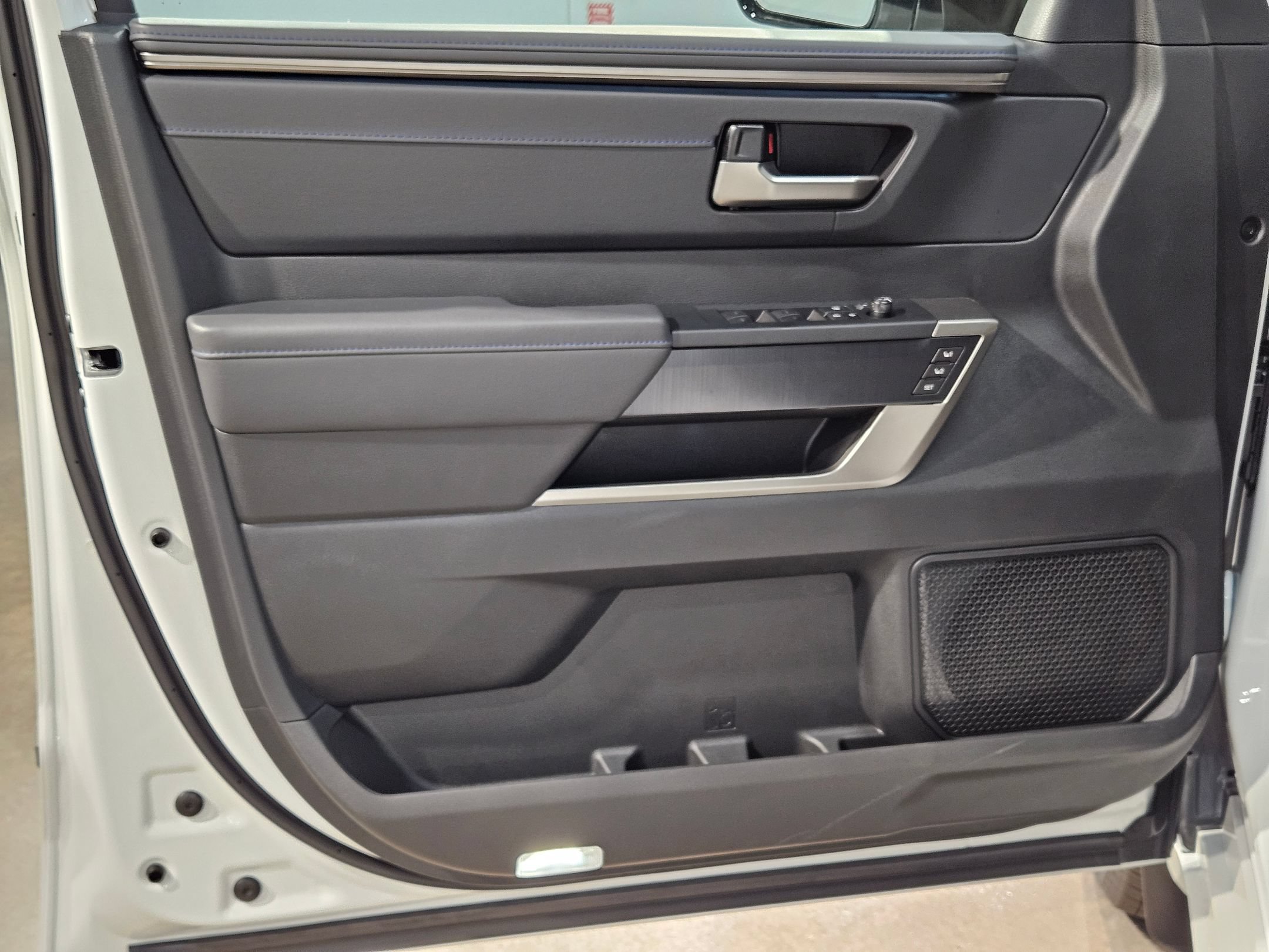 New 2026 Toyota Sequoia Platinum AWD/4WD image 11
