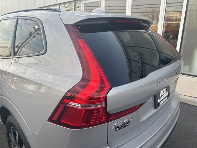 Certified 2025 Volvo XC60 B5 Plus image 10