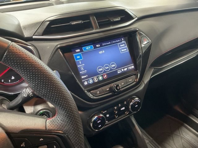 Used 2023 Chevrolet TrailBlazer RS w/ Convenience Package AWD/4WD image 24