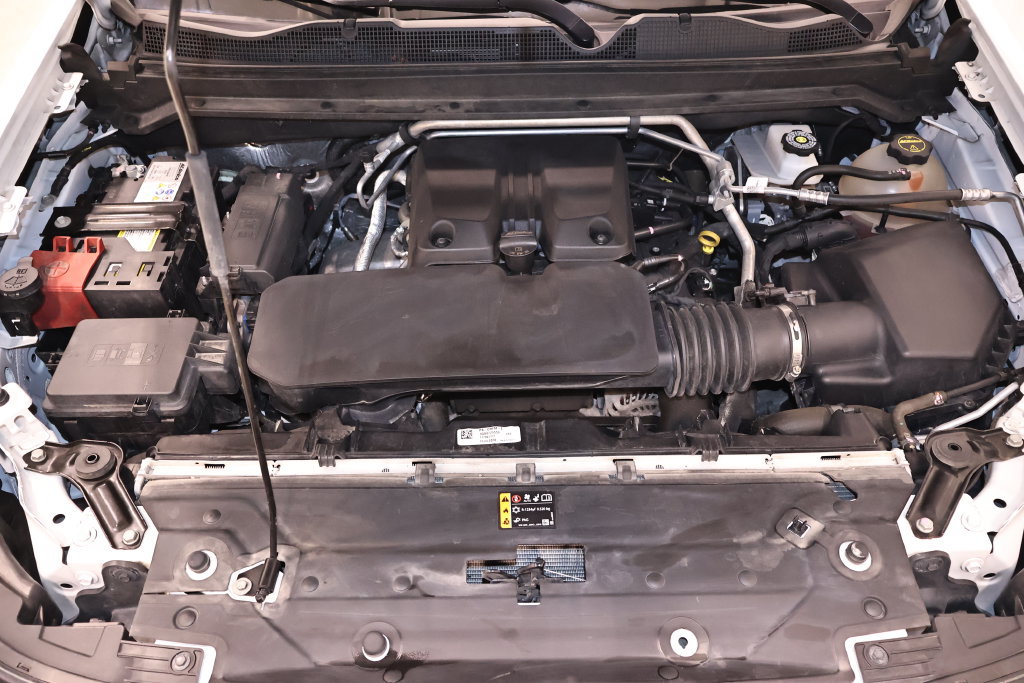 Used 2024 Chevrolet Colorado Z71 w/ Z71 Convenience Package 2 AWD/4WD image 42