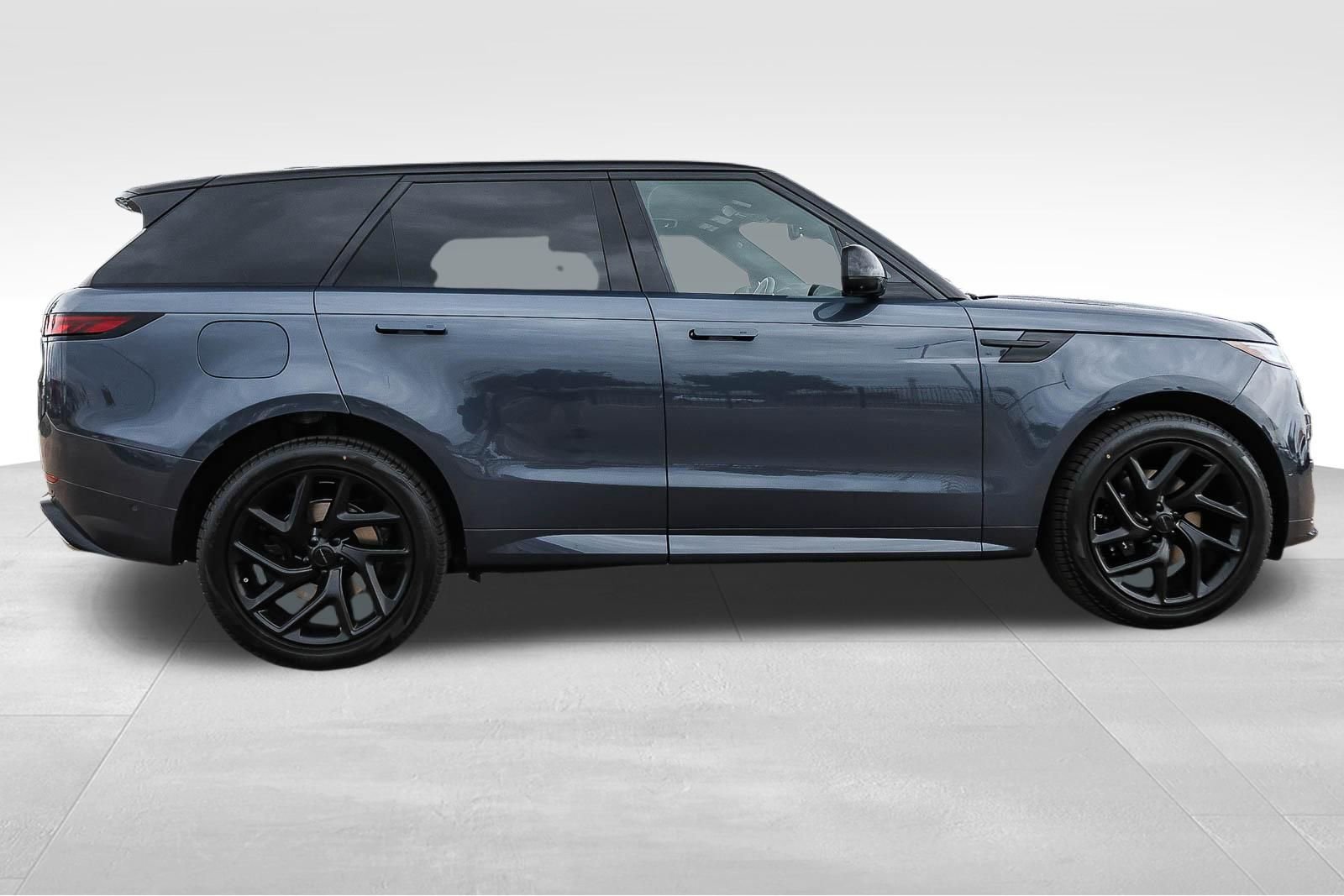 New 2026 Land Rover Range Rover Sport Dynamic SE AWD/4WD image 4