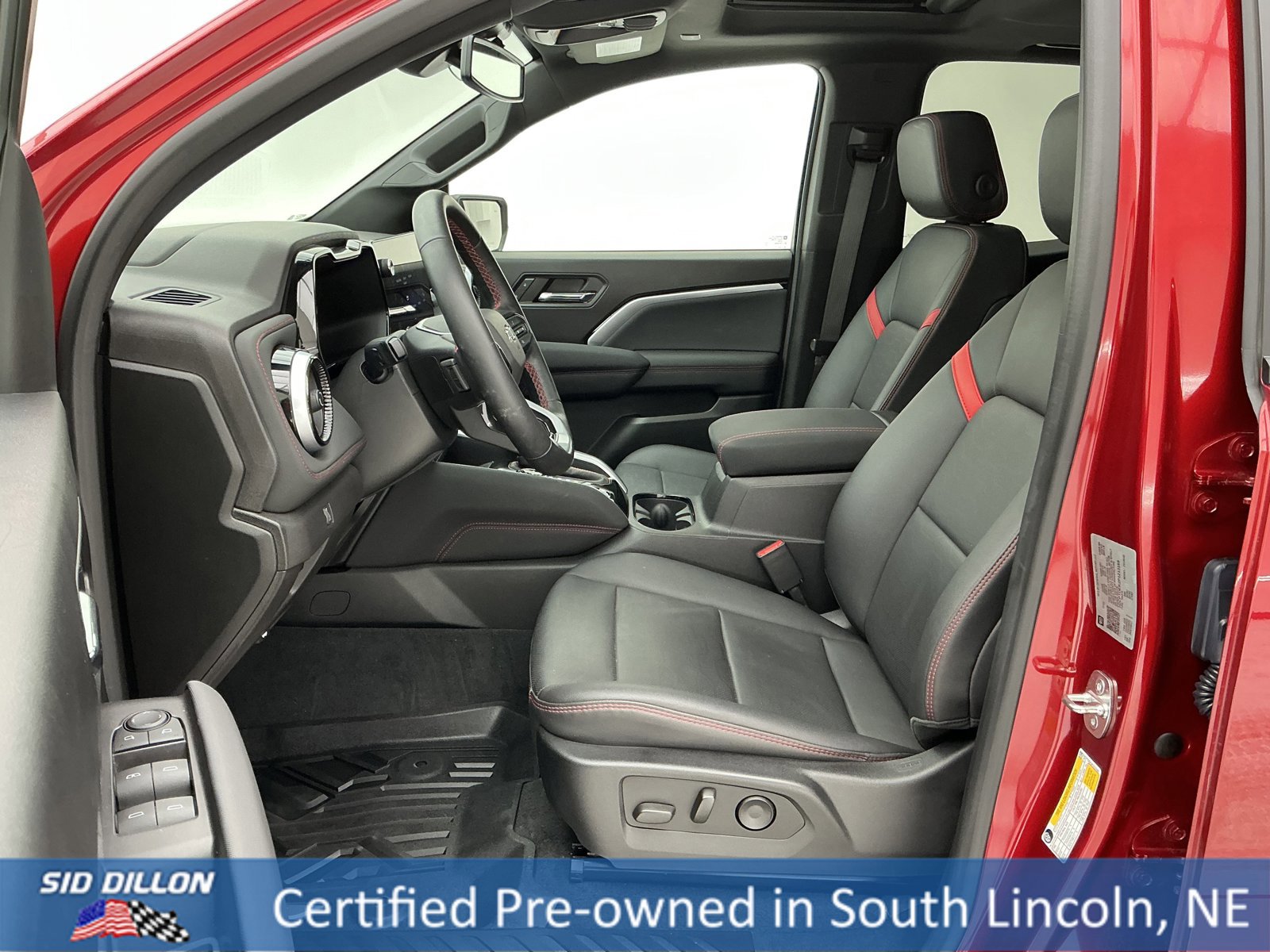 Used 2023 Chevrolet Colorado Z71 w/ Z71 Convenience Package 2 image 17