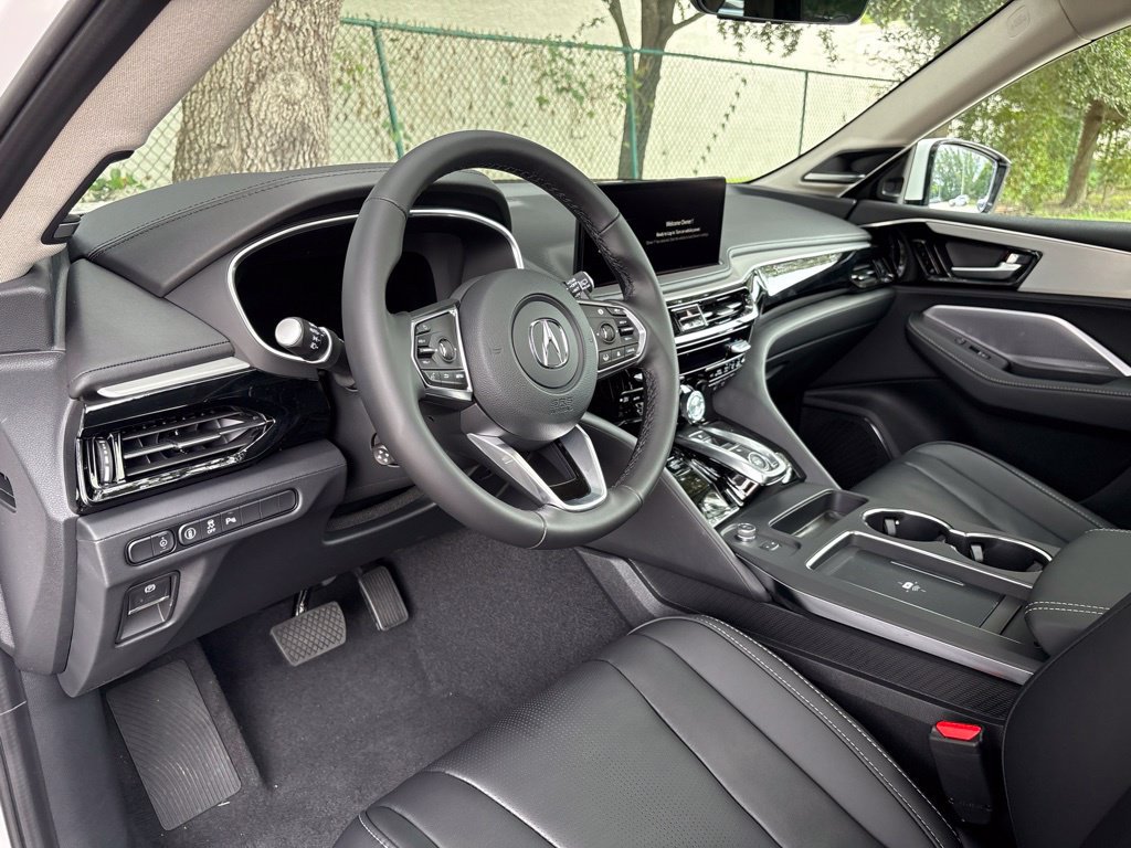New 2026 Acura MDX w/ Technology Package FWD image 16
