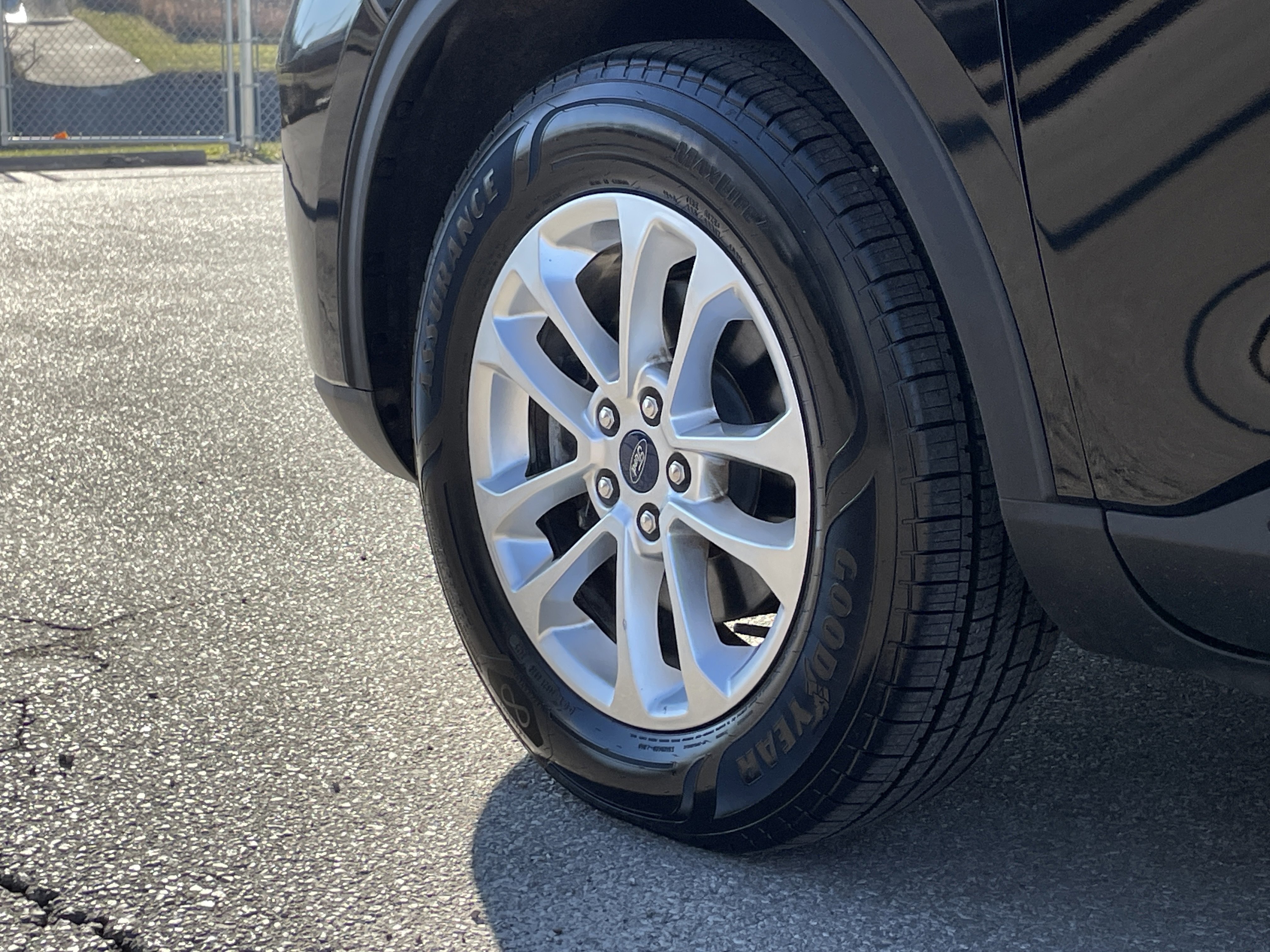 Certified 2022 Ford Escape SE w/ Cold Weather Package image 33