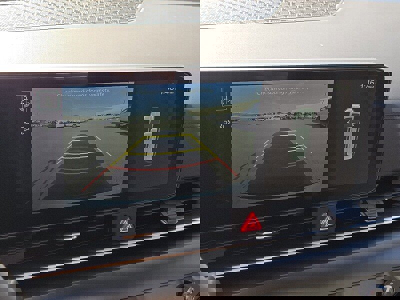 New 2026 Kia Carnival LXS image 13