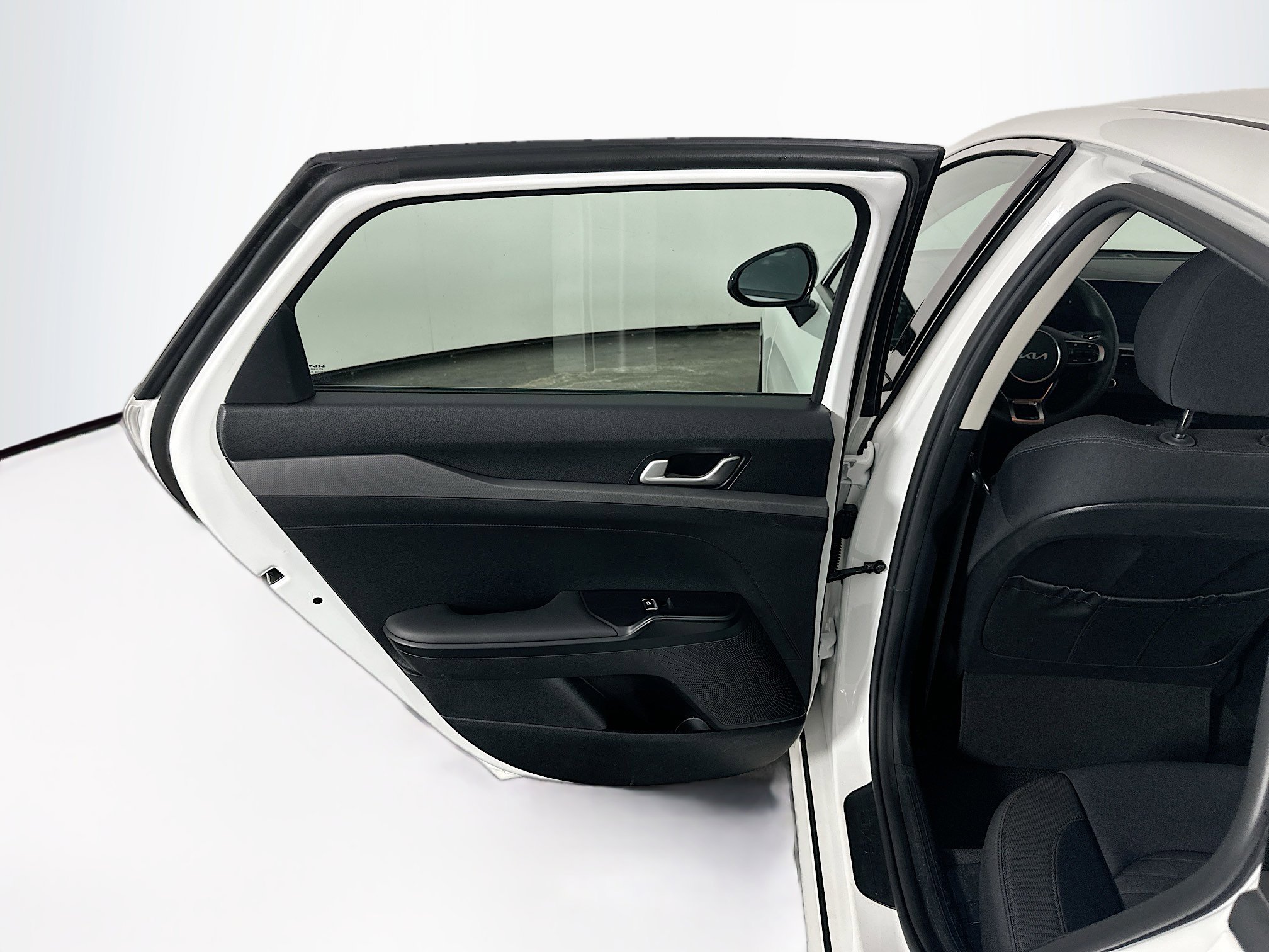 Used 2025 Kia K5 LXS image 26