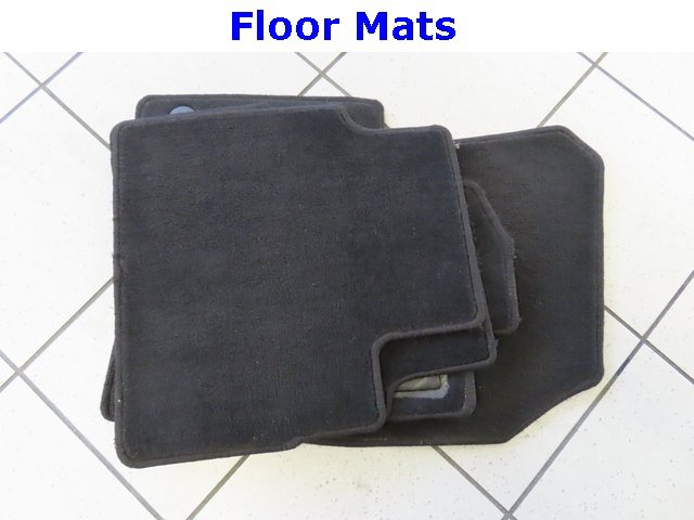 Used 2023 Nissan Rogue S image 17