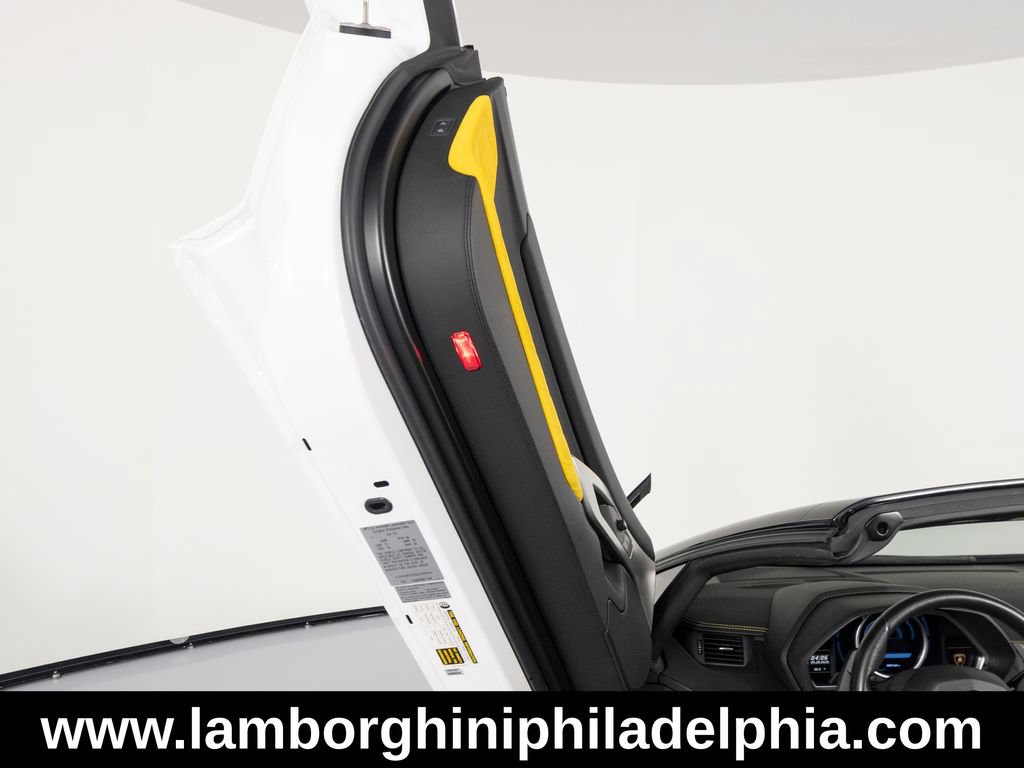 Used 2016 Lamborghini Aventador LP 700-4 AWD/4WD image 13