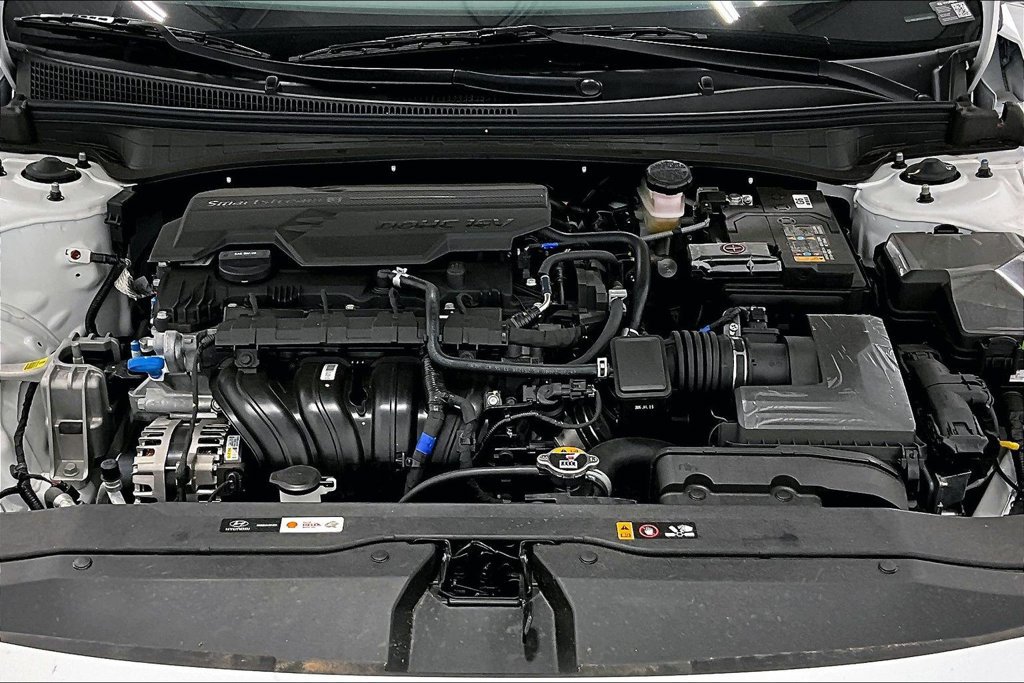 New 2026 Hyundai Elantra Sport FWD image 23