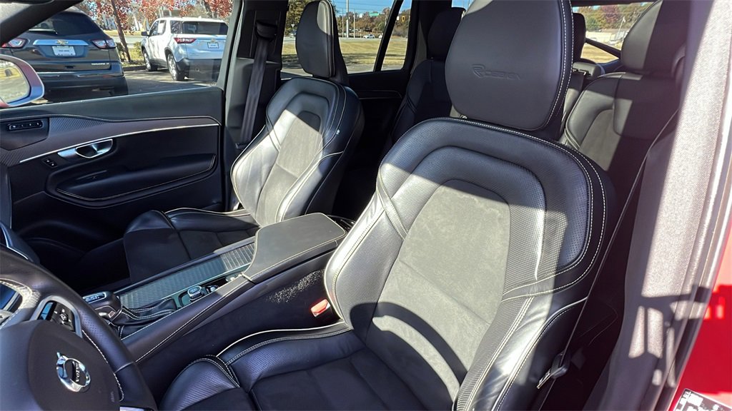 Used 2019 Volvo XC90 T6 R-Design w/ Advanced Package image 15
