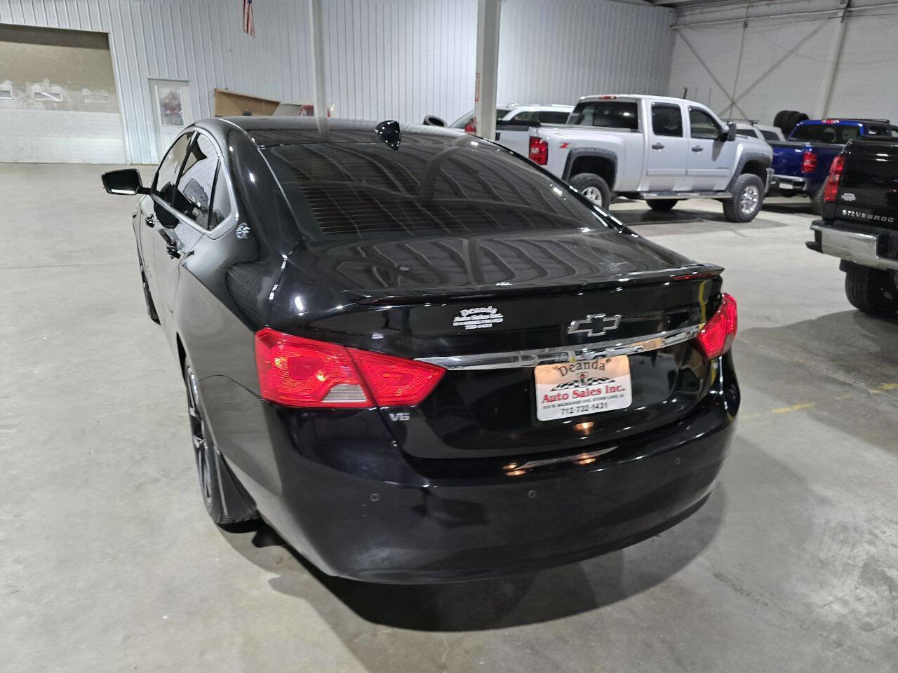 Used 2015 Chevrolet Impala LT image 9