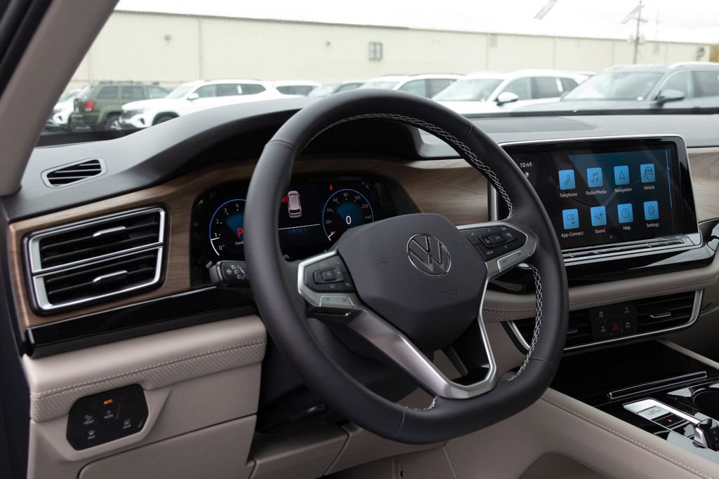 New 2026 Volkswagen Atlas SE image 32