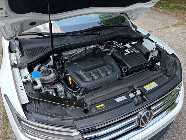 Used 2022 Volkswagen Tiguan SE FWD image 33