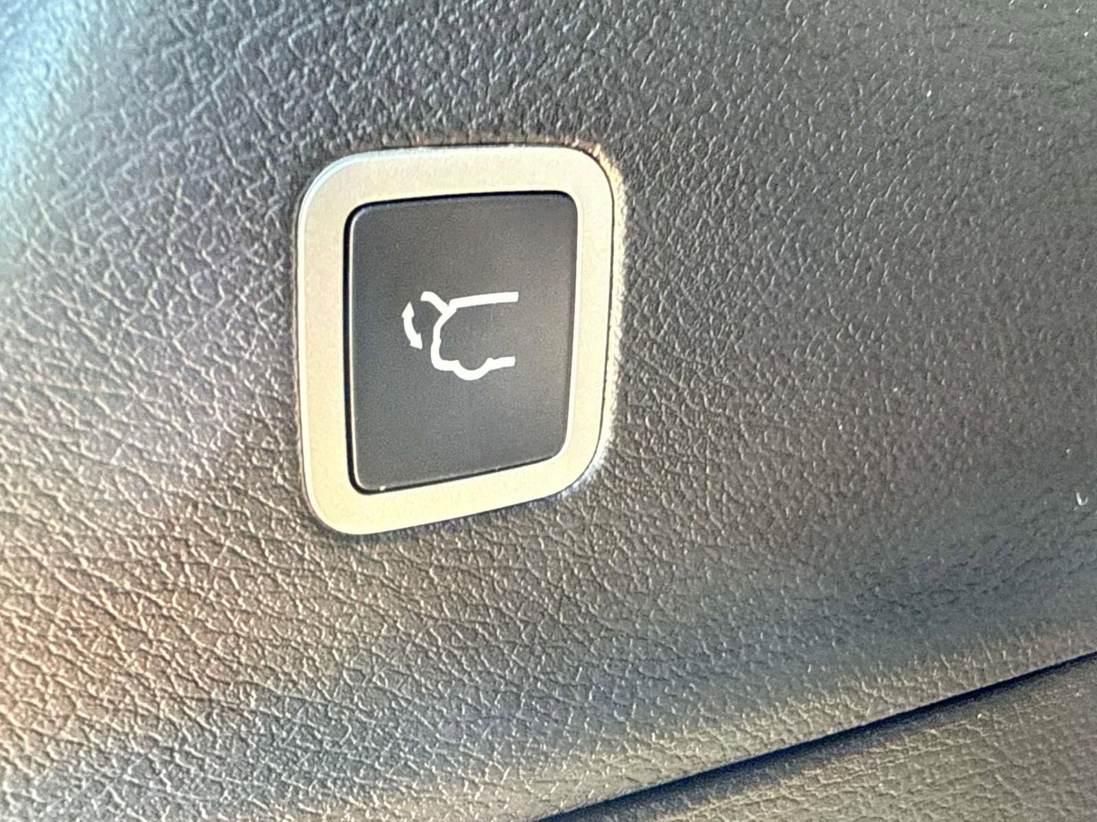 New 2026 Chrysler Pacifica Select image 28