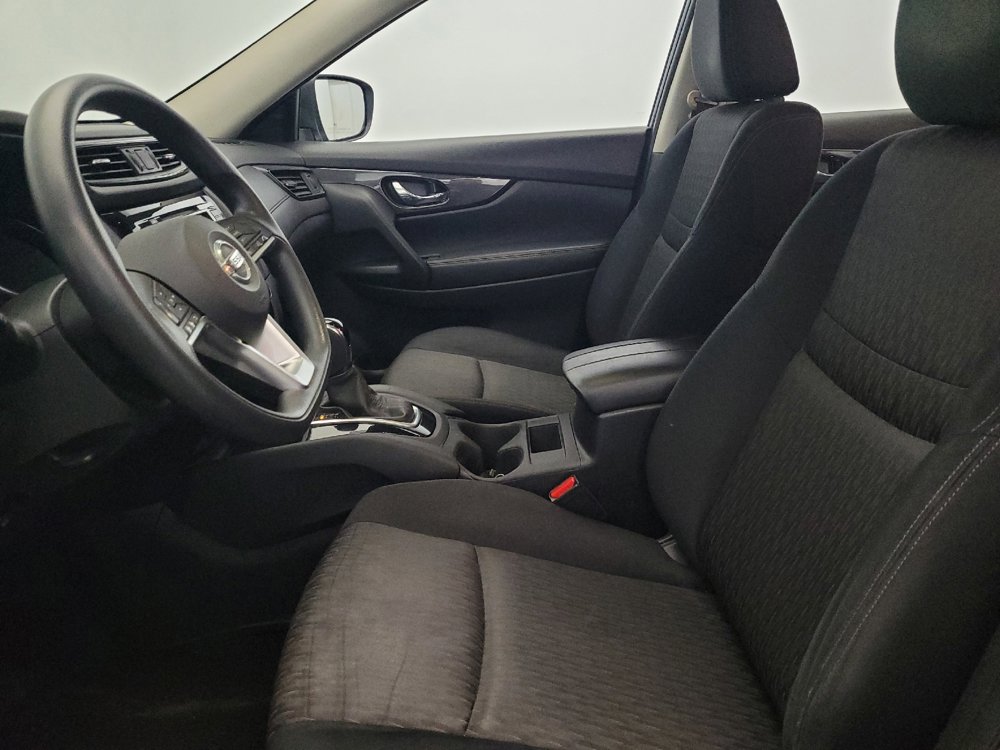 Used 2018 Nissan Rogue S image 17