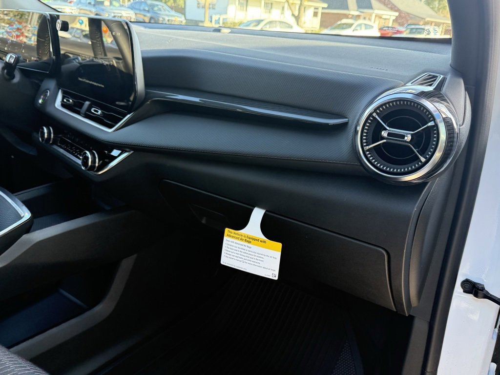 New 2026 Chevrolet Equinox LT w/ Safety and Technology Package image 40