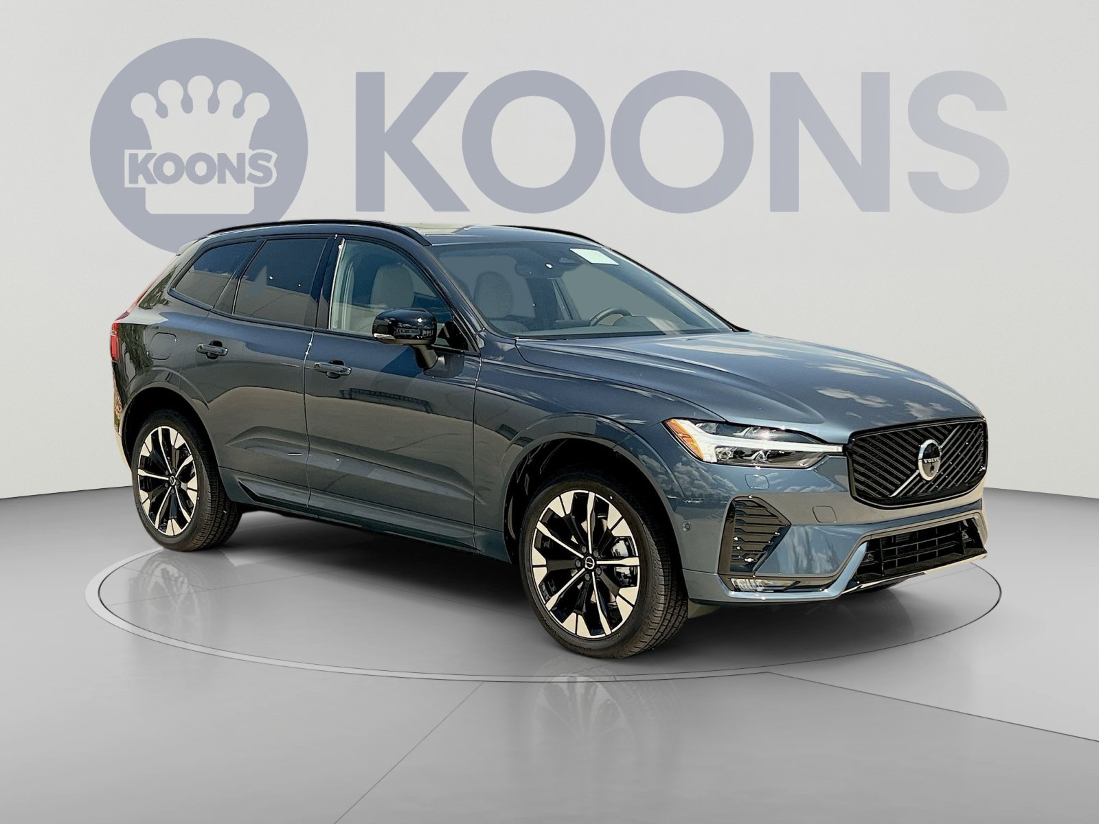 New 2026 Volvo XC60 B5 Plus w/ Protection Package Premier AWD/4WD image 2