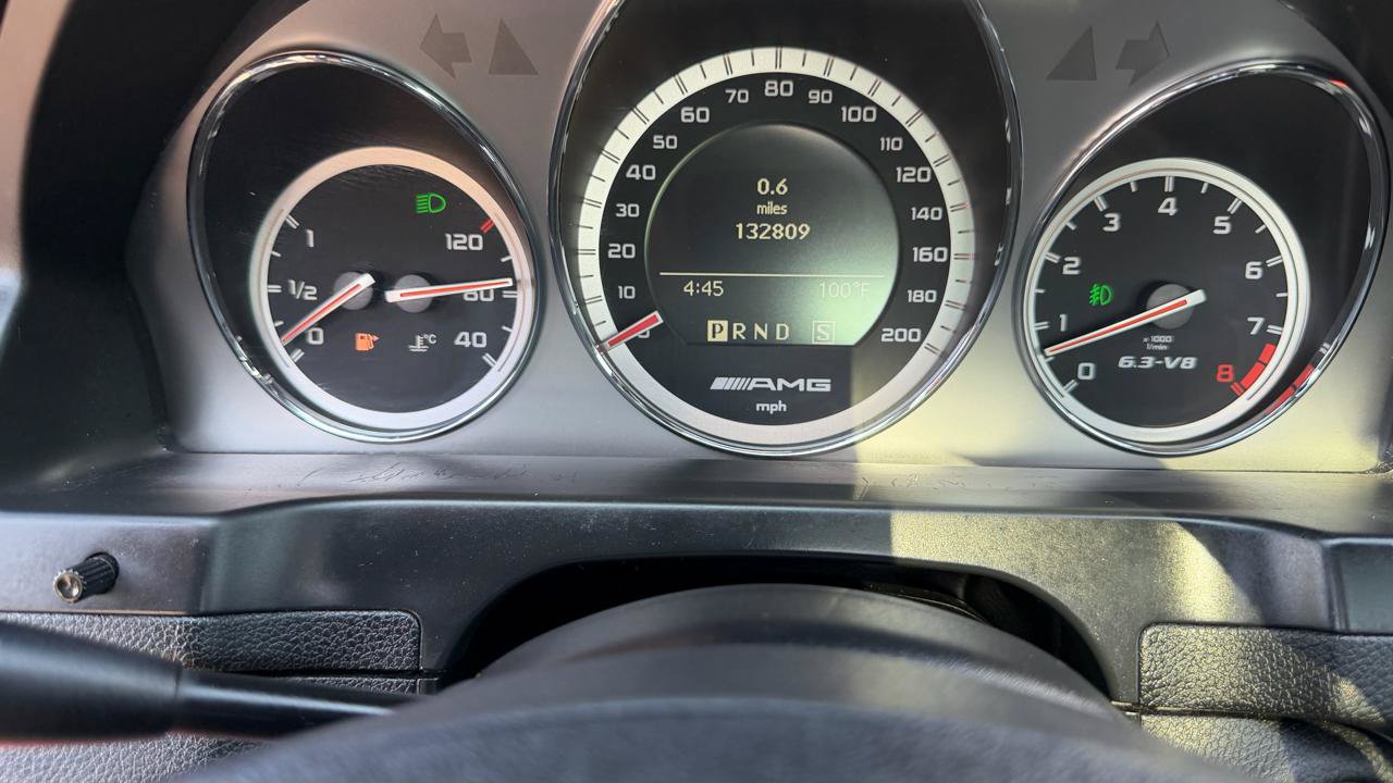 Used 2010 Mercedes-Benz C 63 AMG Sedan image 34