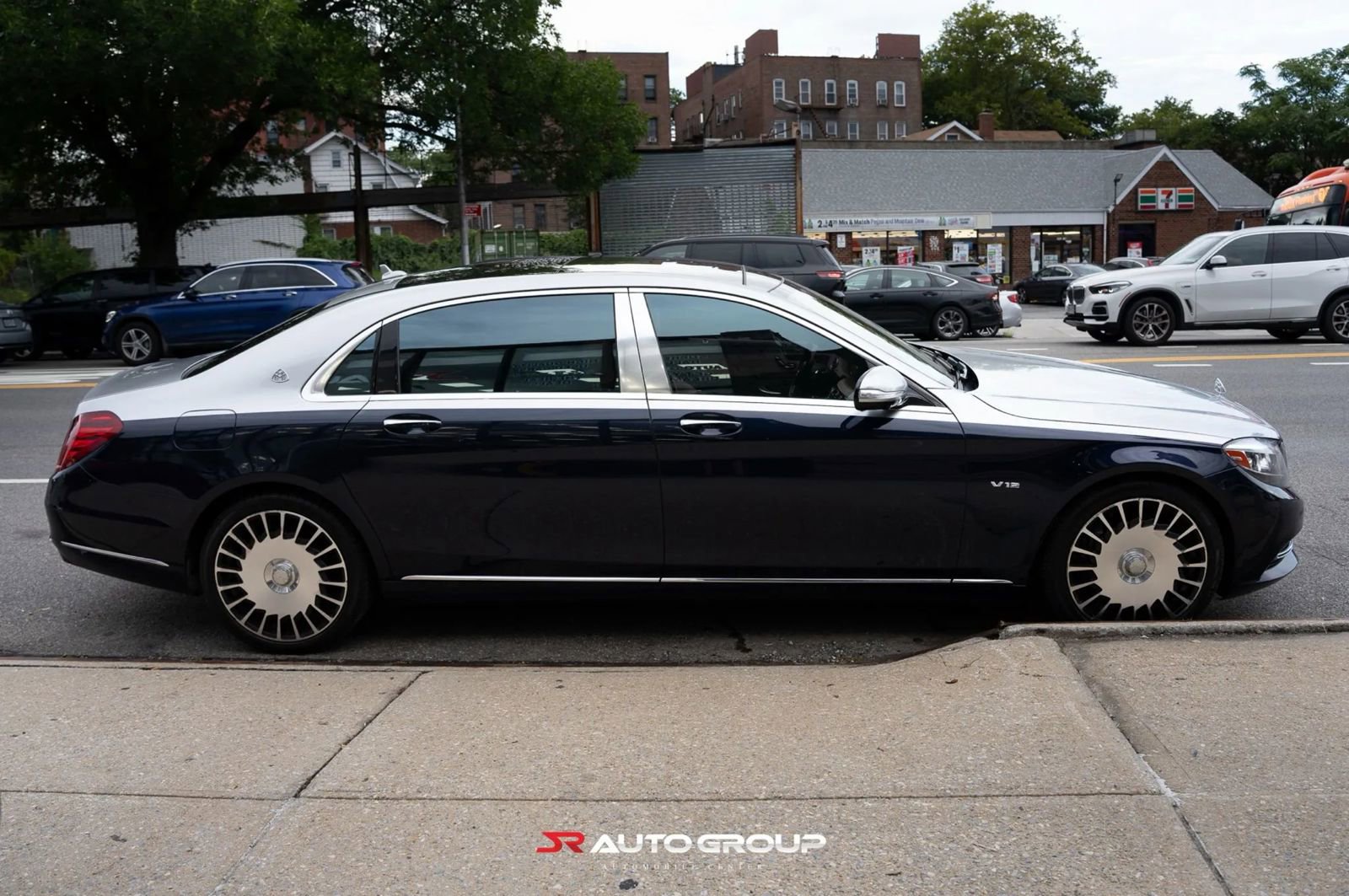 Used 2017 Mercedes-Benz Maybach S 600 image 5