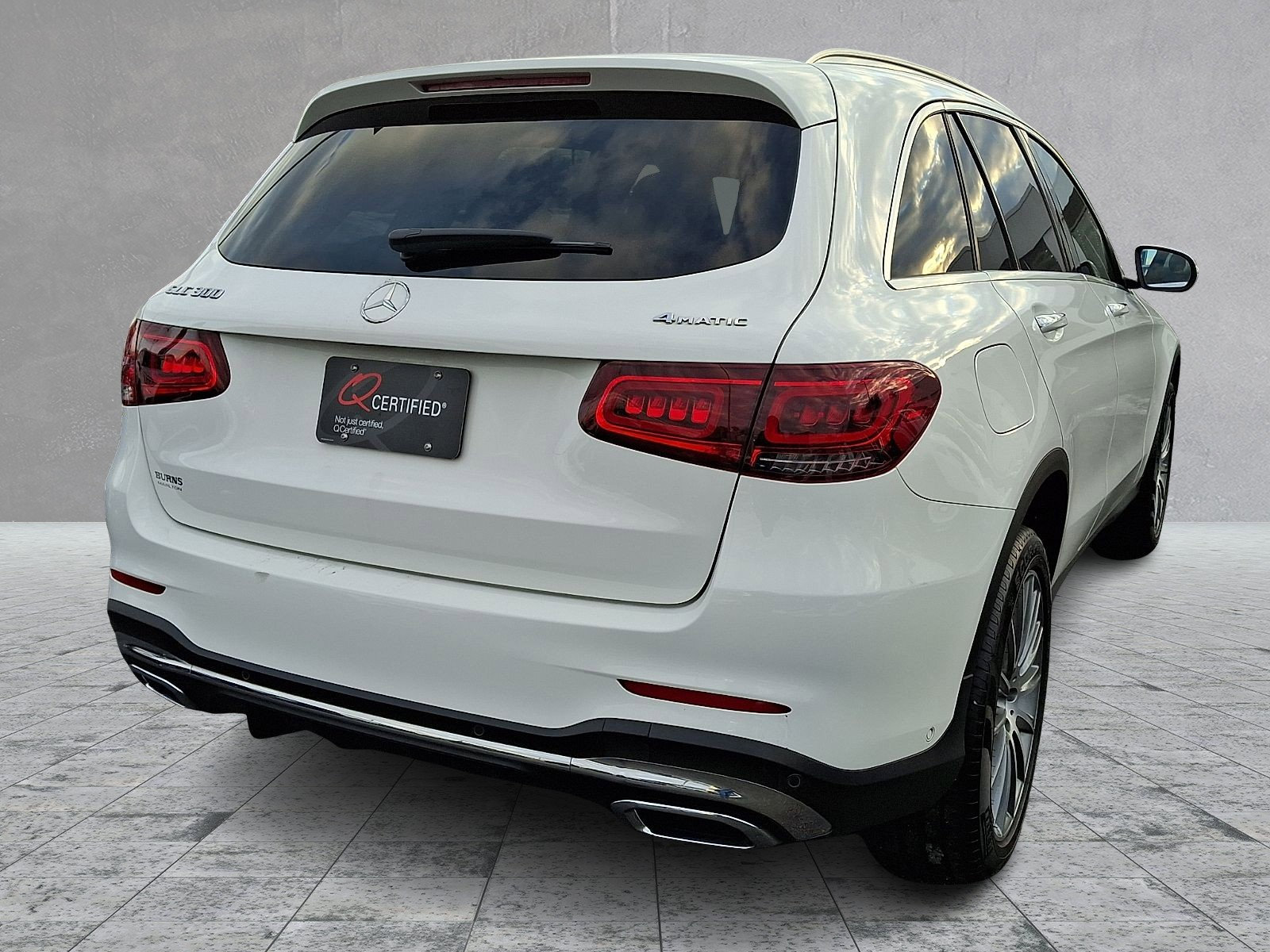 Used 2022 Mercedes-Benz GLC 300 4MATIC image 10