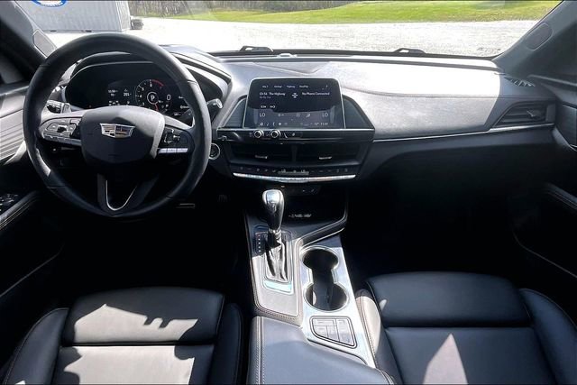 Used 2023 Cadillac CT4 Sport w/ Technology Package image 15