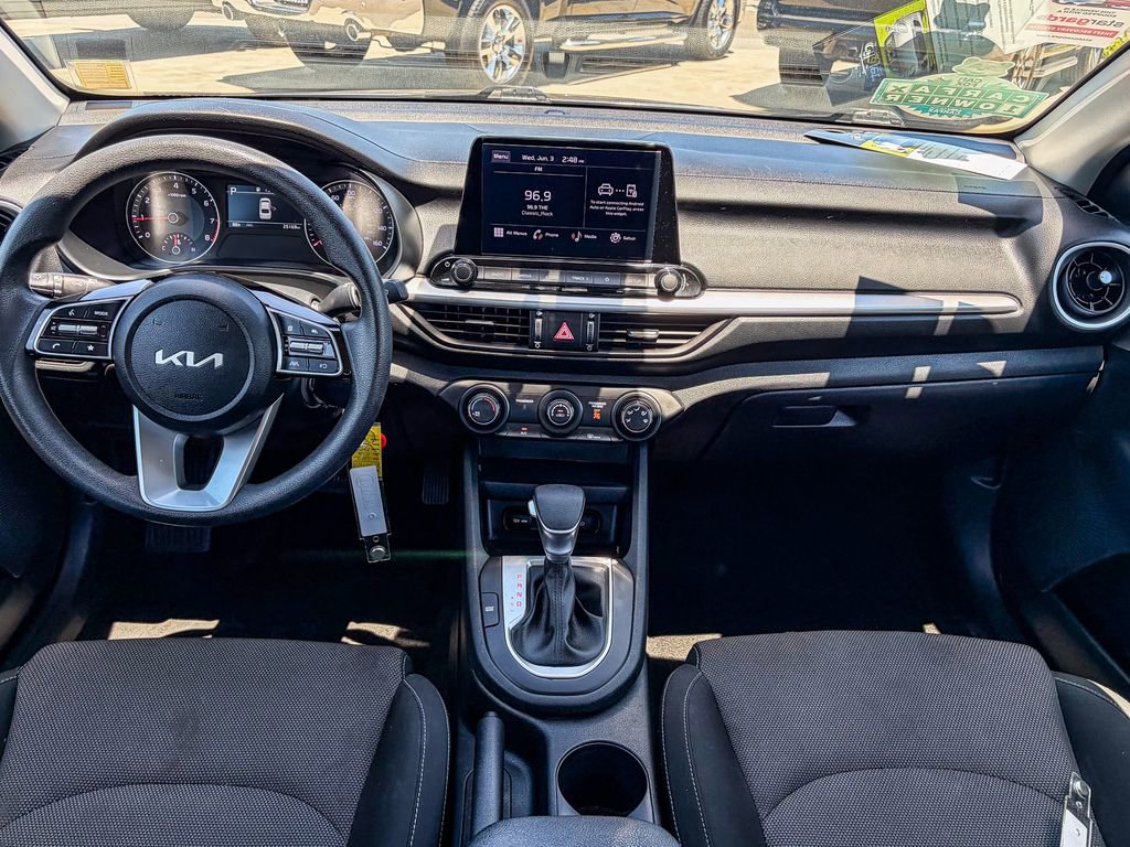 Used 2024 Kia Forte LXS w/ LXS Technology Package FWD image 14