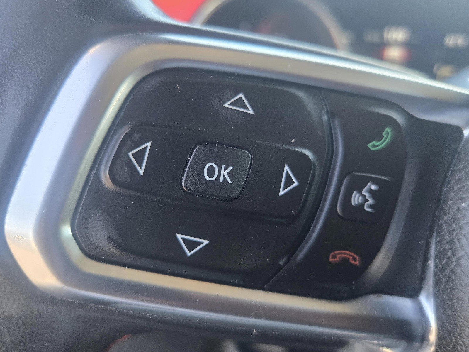 Used 2018 Jeep Wrangler Unlimited Rubicon w/ Dual Top Group AWD/4WD image 17