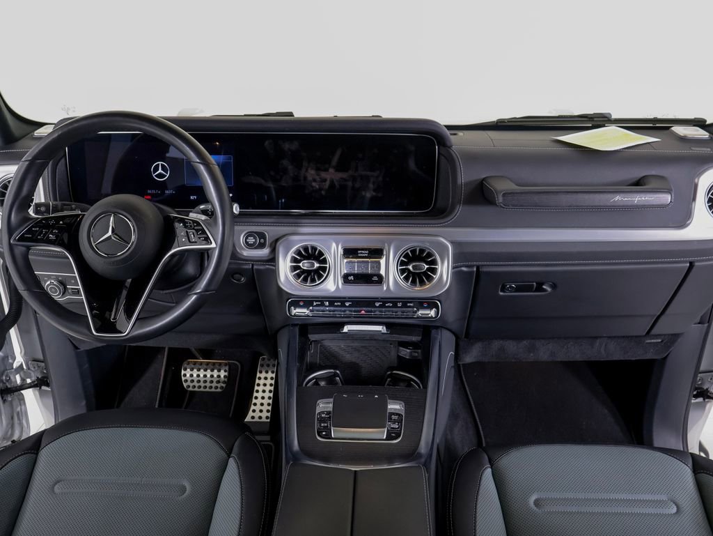 Used 2025 Mercedes-Benz G 550 image 8
