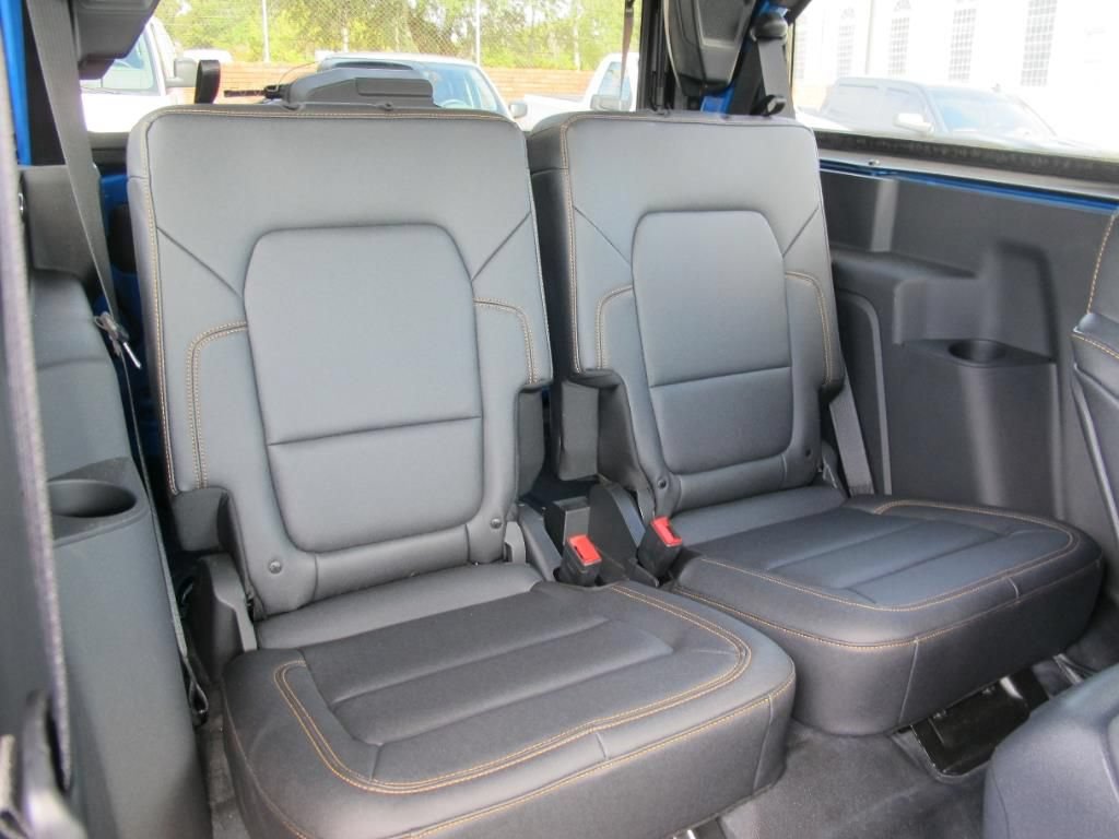 Used 2023 Ford Bronco Badlands AWD/4WD image 7