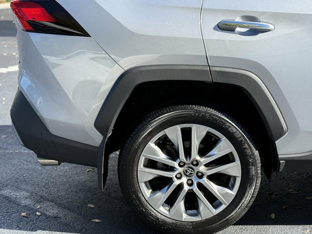 Used 2024 Toyota RAV4 Limited image 8
