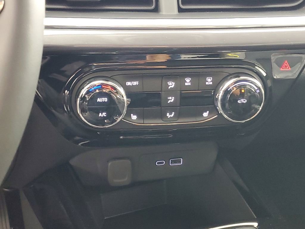 New 2026 Chevrolet Trax ACTIV FWD image 19