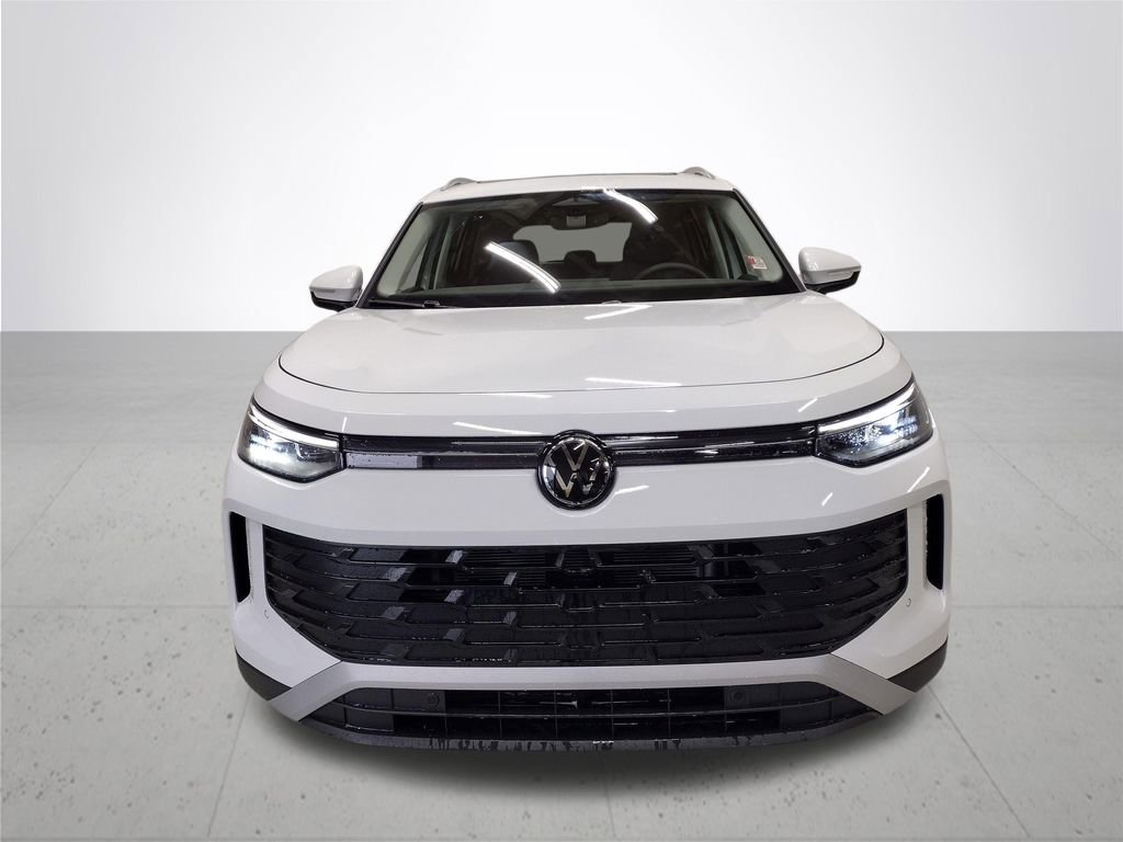 New 2026 Volkswagen Tiguan SE image 3