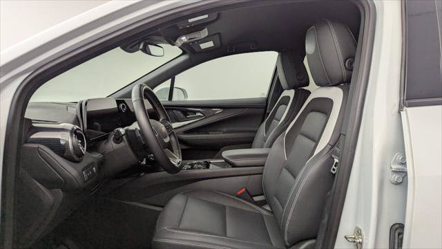 Used 2024 Chevrolet Blazer EV LT AWD/4WD image 14