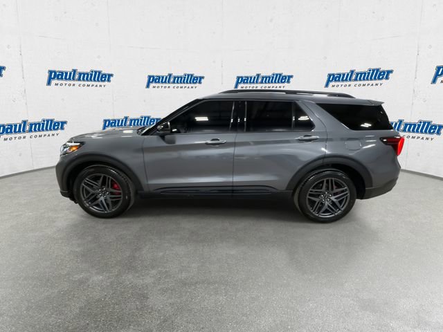 Used 2025 Ford Explorer ST w/ Sun And Sound Package image 6