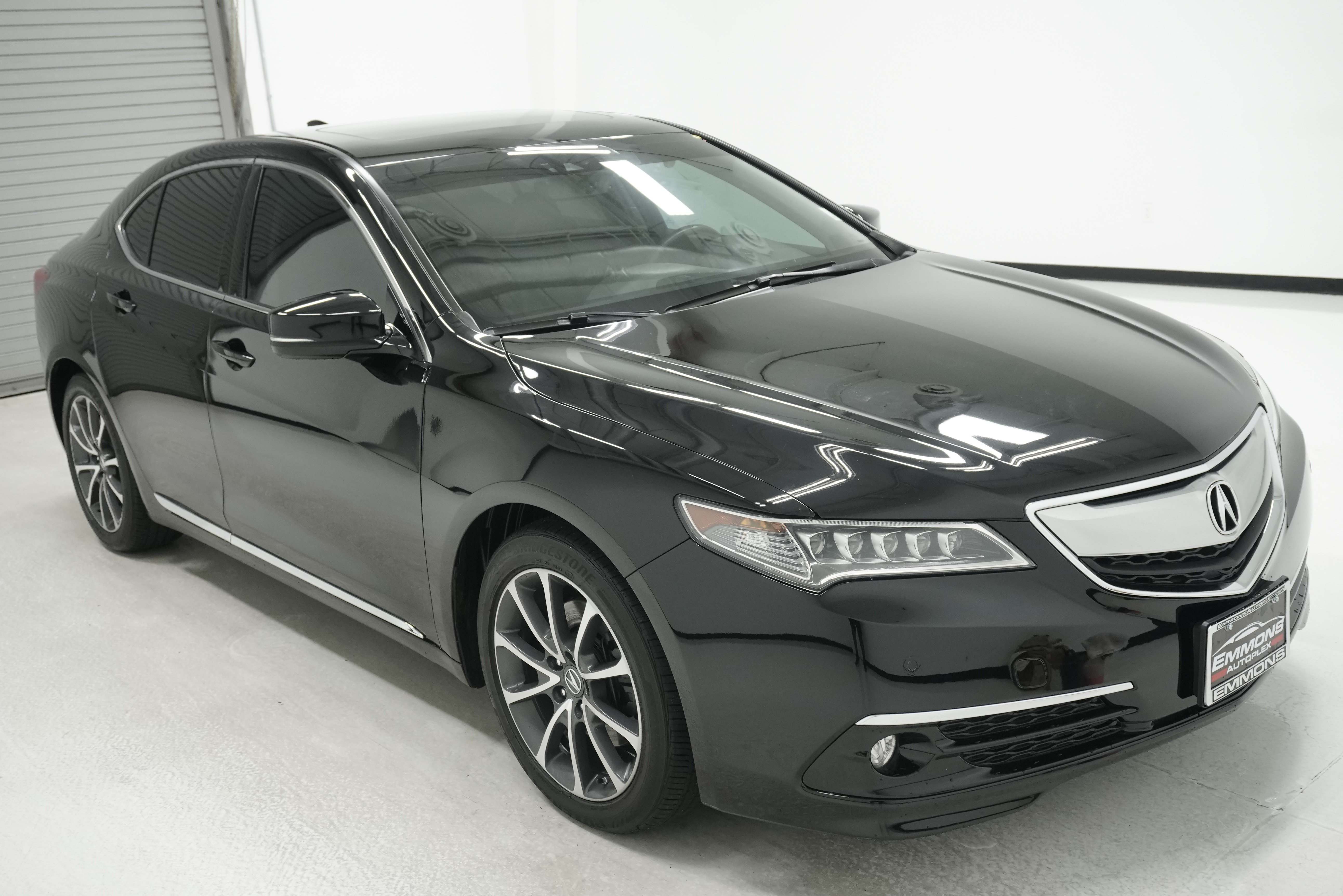 Used 2015 Acura TLX w/ Advance Package FWD image 3