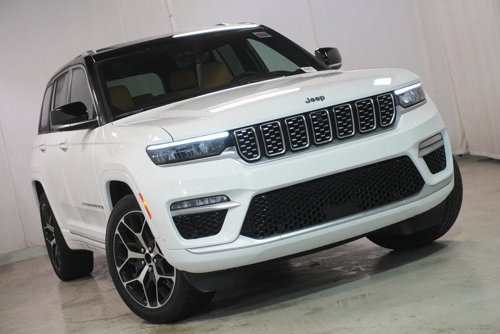New 2023 Jeep Grand Cherokee Summit AWD/4WD image 7