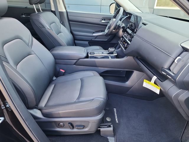 Used 2025 Nissan Pathfinder SL w/ SL Premium Package image 15