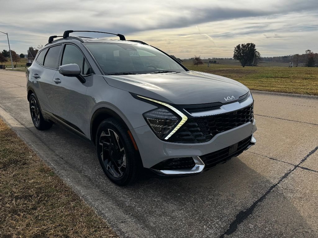 Used 2024 Kia Sportage SX image 5