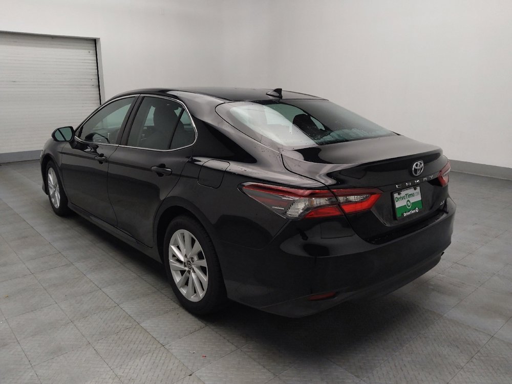 Used 2022 Toyota Camry LE image 5