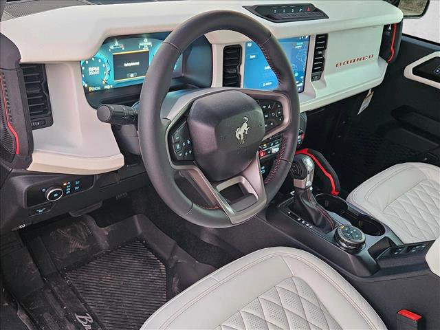 New 2025 Ford Bronco Heritage Edition image 3